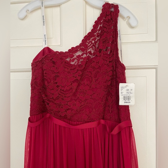 David Bridal One Shoulder Bridesmaid dress in candy apple size 16 - Picture 2 of 5